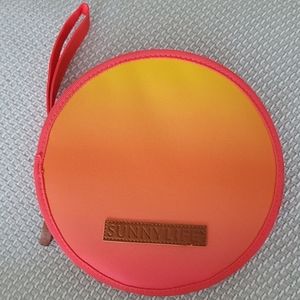Sunnylife travel picnic set